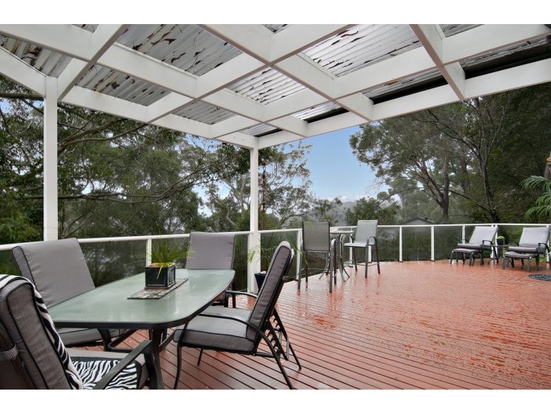 15 Daley Avenue, Daleys Point NSW 2257