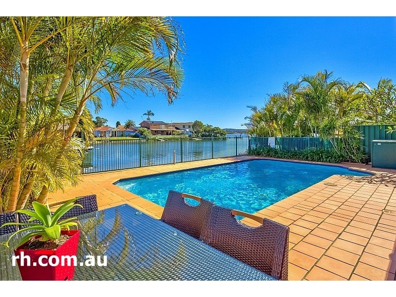 24 Salacia Close, St Huberts Island NSW 2257