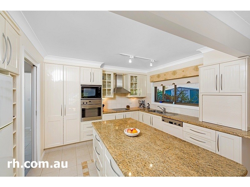 24 Salacia Close, St Huberts Island NSW 2257