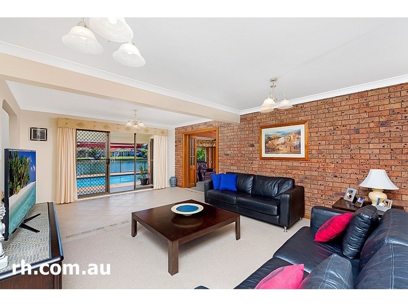 24 Salacia Close, St Huberts Island NSW 2257