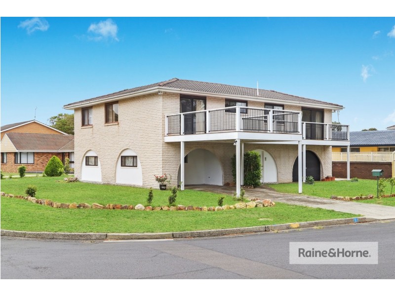 1 Long Arm Parade, St Huberts Island NSW 2257