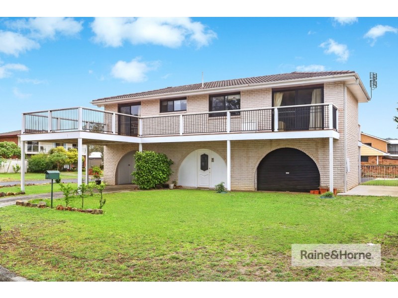 1 Long Arm Parade, St Huberts Island NSW 2257