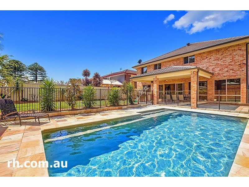 5 Glenn Street, Umina Beach NSW 2257