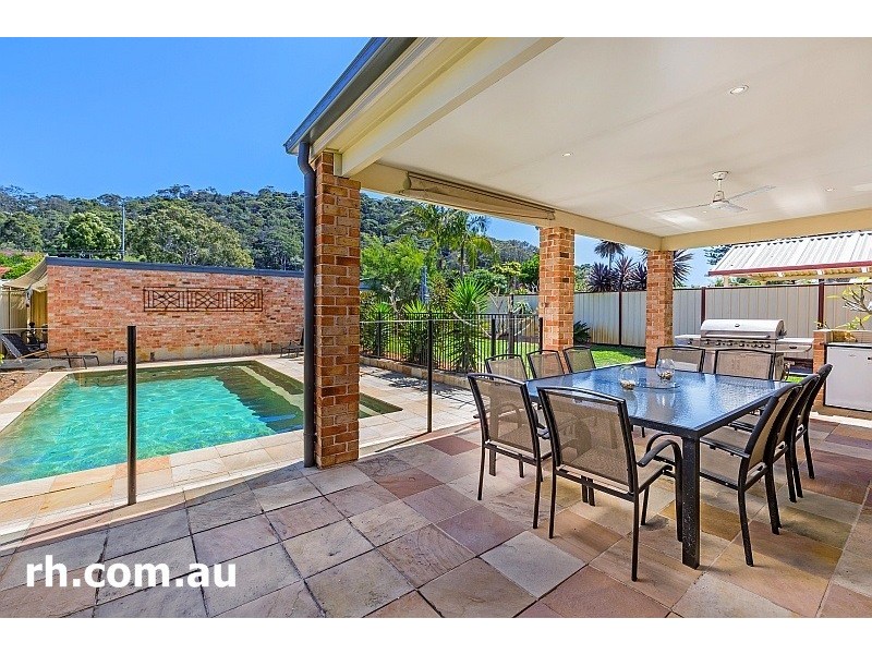 5 Glenn Street, Umina Beach NSW 2257