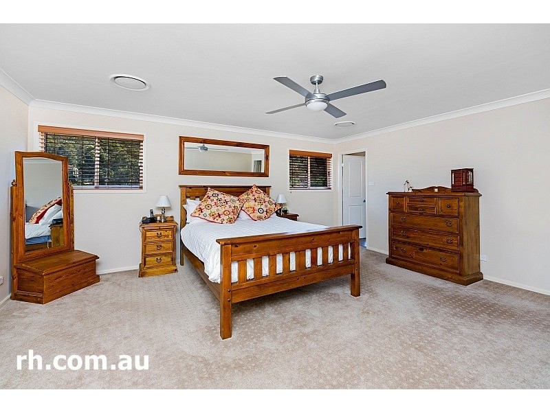 5 Glenn Street, Umina Beach NSW 2257