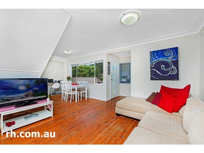 40 Glenn Street, Umina Beach NSW 2257