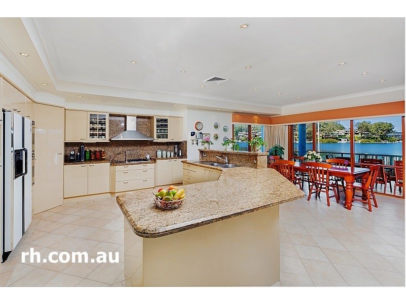 St Huberts Island NSW 2257