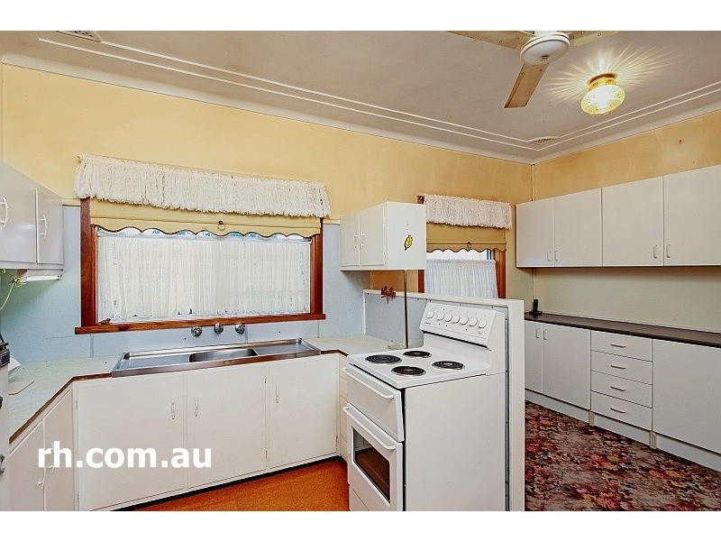 63 Uligandi Street, Ettalong Beach NSW 2257