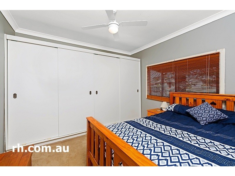 24 Lake Road, Blackwall NSW 2256