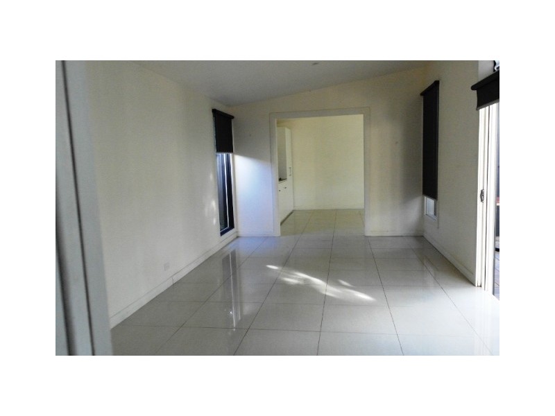 25a Broken Bay RD, Ettalong Beach NSW 2257