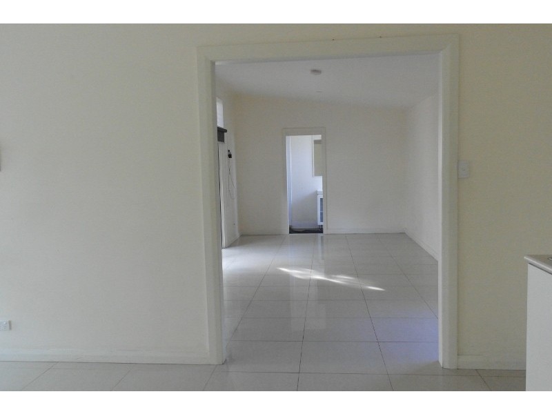 25a Broken Bay RD, Ettalong Beach NSW 2257