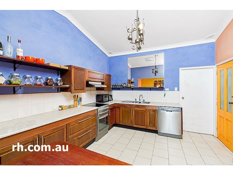 7 Bay View Crescent, Blackwall NSW 2256