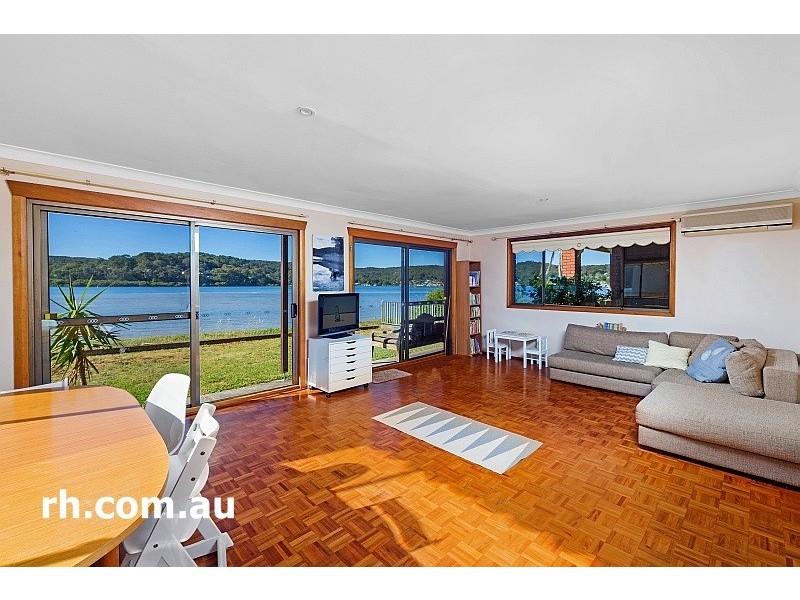 4 Munal Avenue, Booker Bay NSW 2257