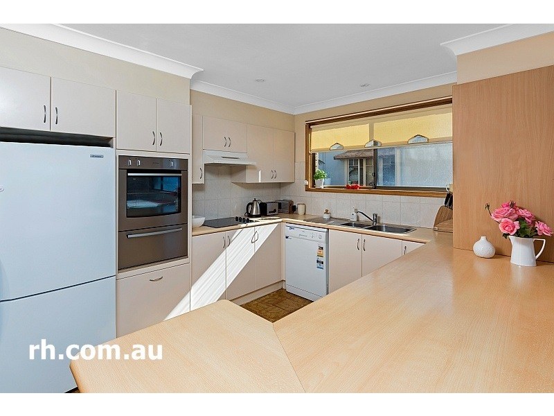 4 Munal Avenue, Booker Bay NSW 2257