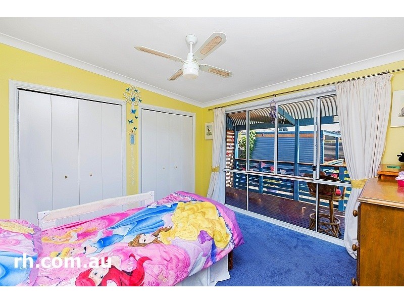 25 Terry Avenue, Woy Woy NSW 2256