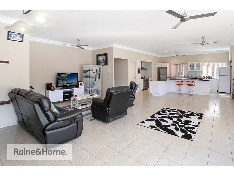 13 Mercator Parade, St Huberts Island NSW 2257