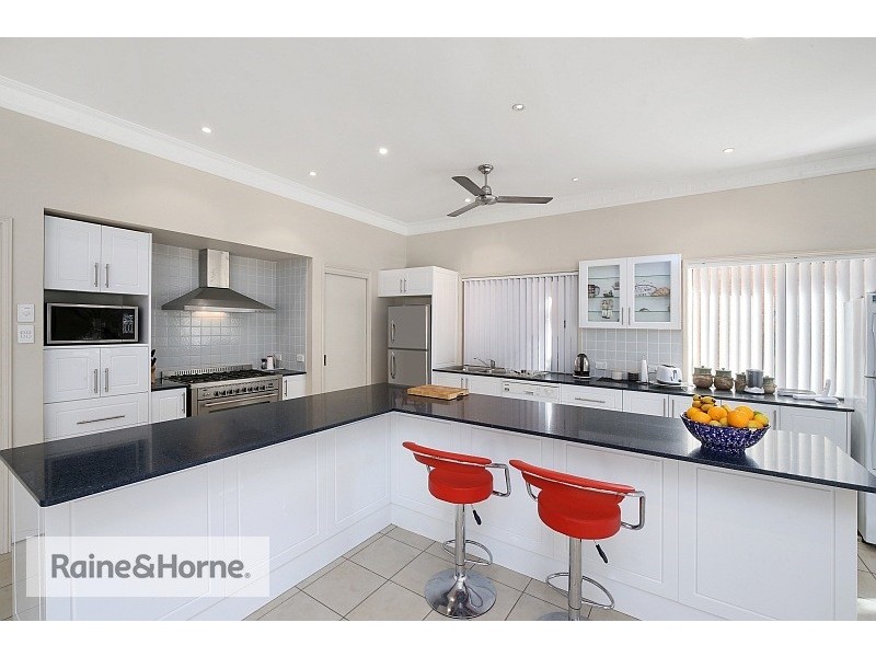 13 Mercator Parade, St Huberts Island NSW 2257