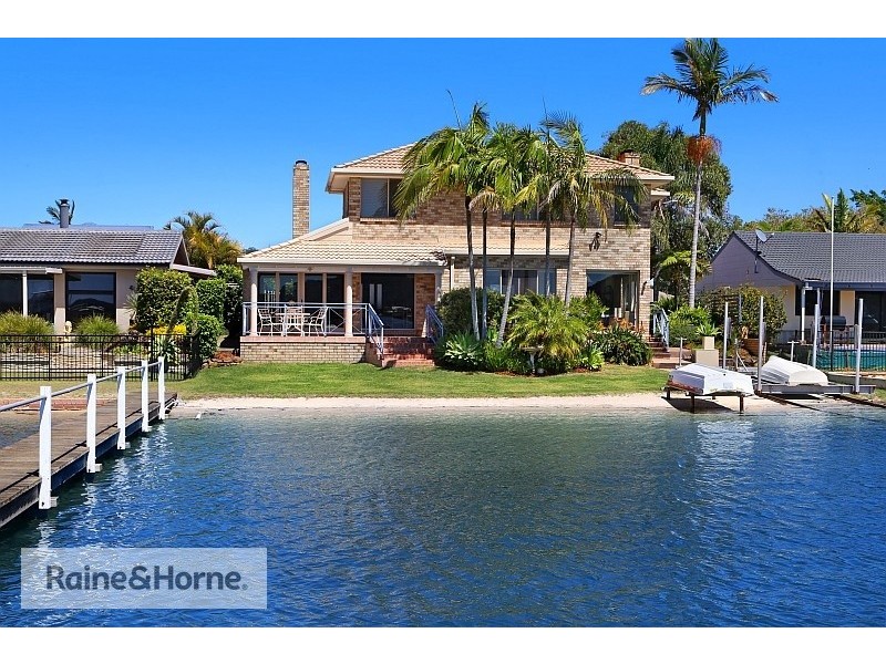 39 Nautilus Crescent, St Huberts Island NSW 2257