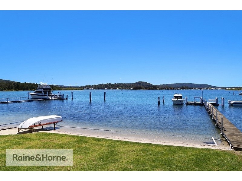 39 Nautilus Crescent, St Huberts Island NSW 2257