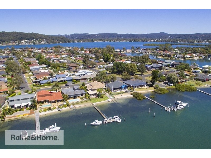 39 Nautilus Crescent, St Huberts Island NSW 2257