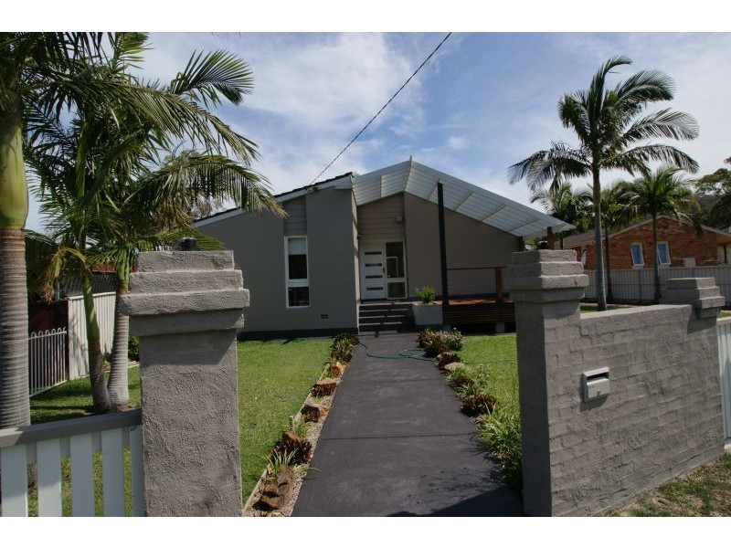 23 Nambucca Drive, Woy Woy NSW 2256