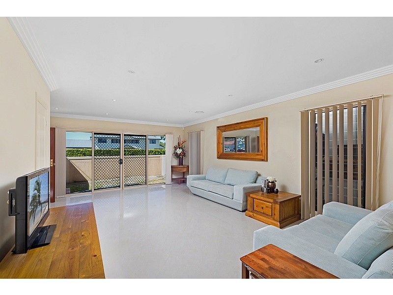 1/15 Brisbane Avenue, Umina Beach NSW 2257