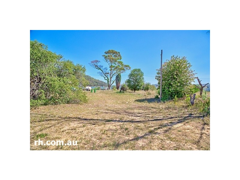 352 Ocean View Road, Ettalong Beach NSW 2257