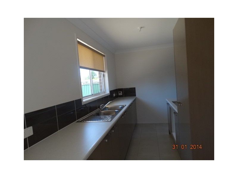 4A CROWN ROAD, Umina Beach NSW 2257
