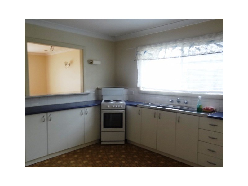 16 Barrenjoey Road, Ettalong Beach NSW 2257