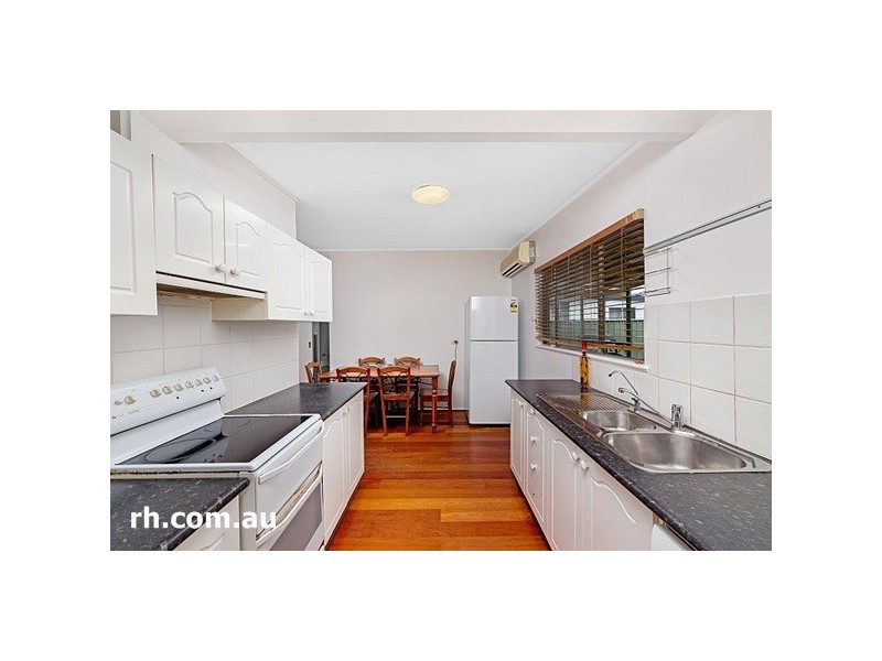 17 Welcome Street, Woy Woy NSW 2256