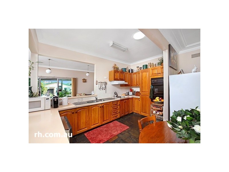 66 Britannia Street, Umina Beach NSW 2257