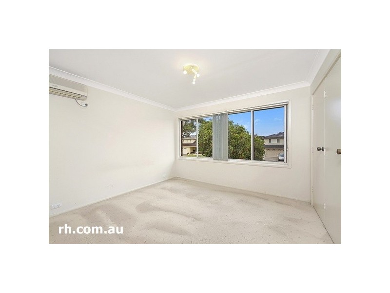 73 Helmsman Boulevard, St Huberts Island NSW 2257