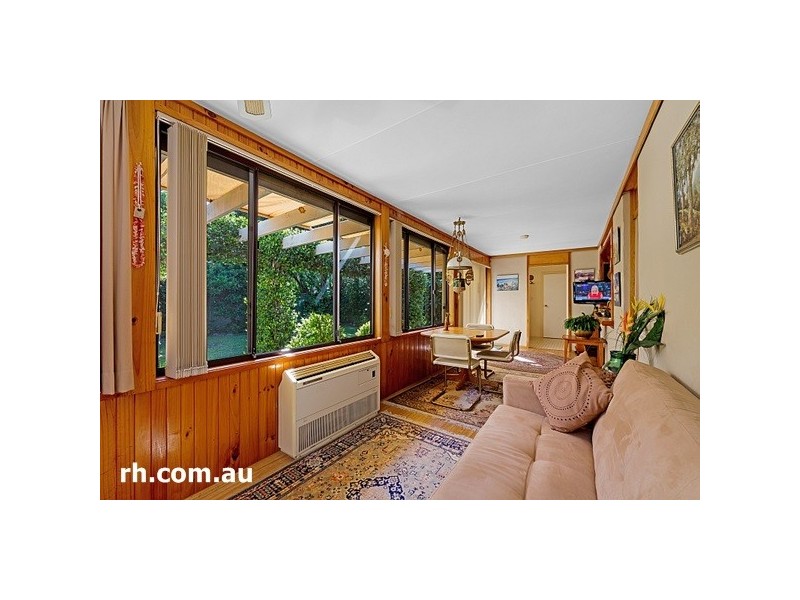 75 Helmsman Boulevard, St Huberts Island NSW 2257