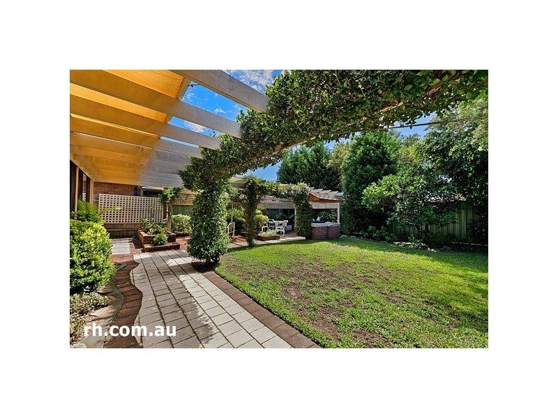 75 Helmsman Boulevard, St Huberts Island NSW 2257
