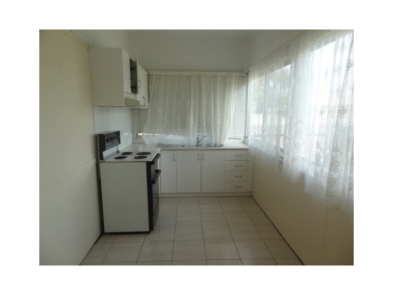 2 Wellington Street, Umina Beach NSW 2257