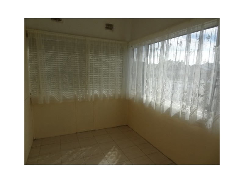 2 Wellington Street, Umina Beach NSW 2257