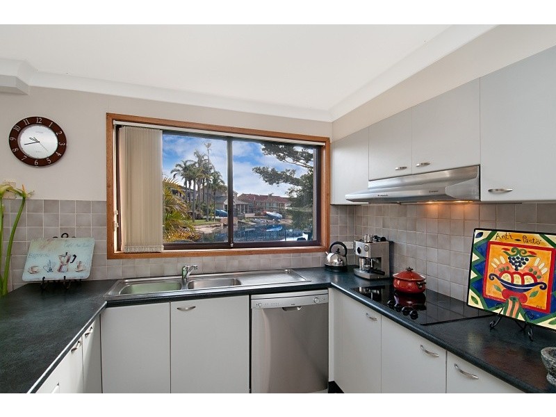 6 Cuttlefish Parade, St Huberts Island NSW 2257