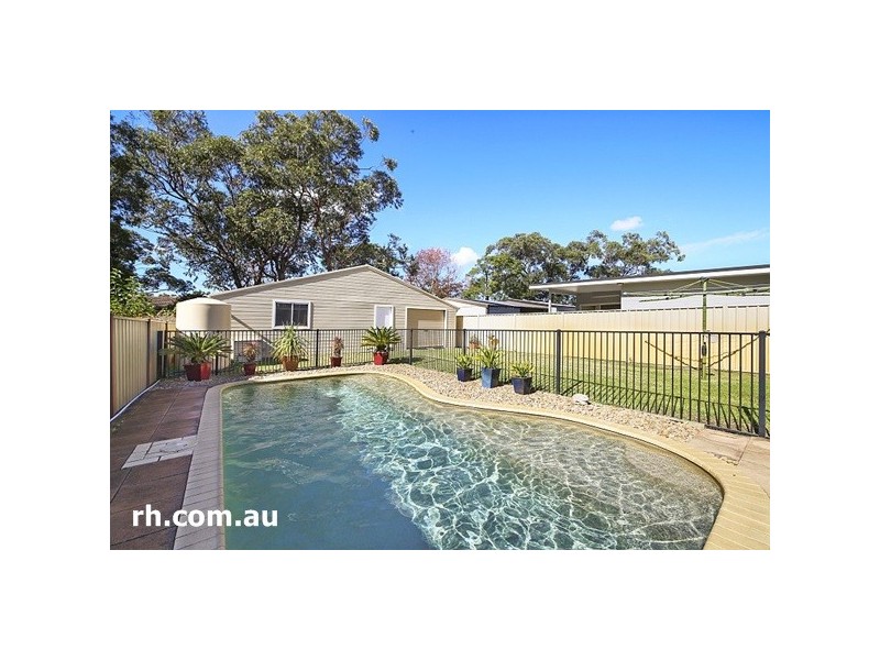 16 Crown Road, Umina Beach NSW 2257