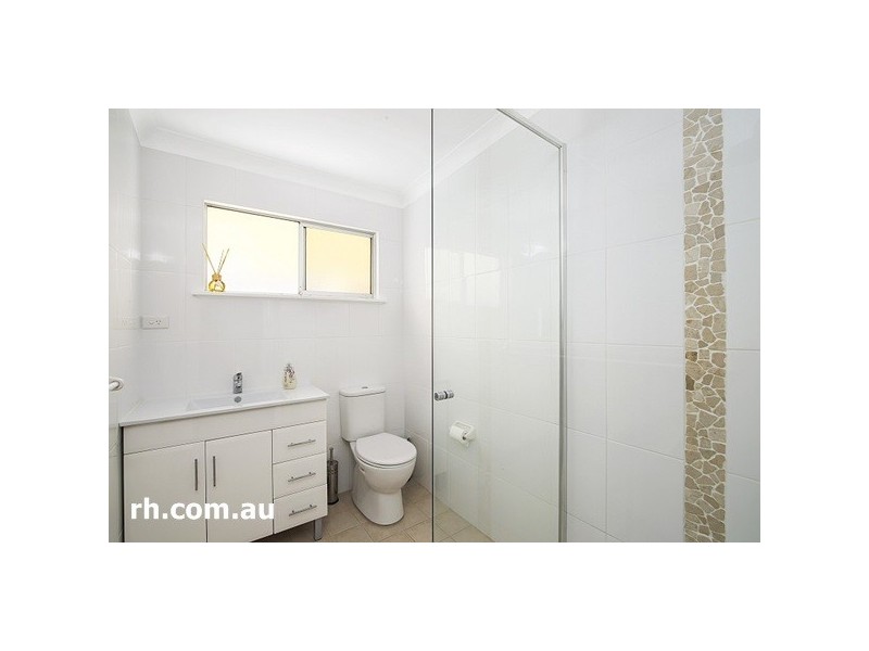 16 Crown Road, Umina Beach NSW 2257