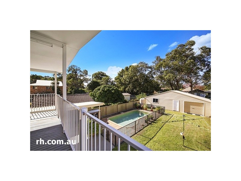 16 Crown Road, Umina Beach NSW 2257