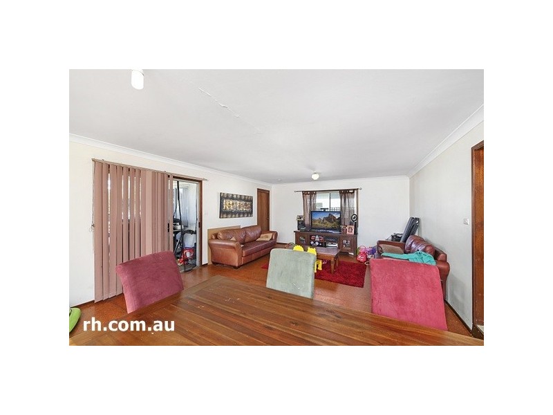 388 Ocean Beach Road, Umina Beach NSW 2257