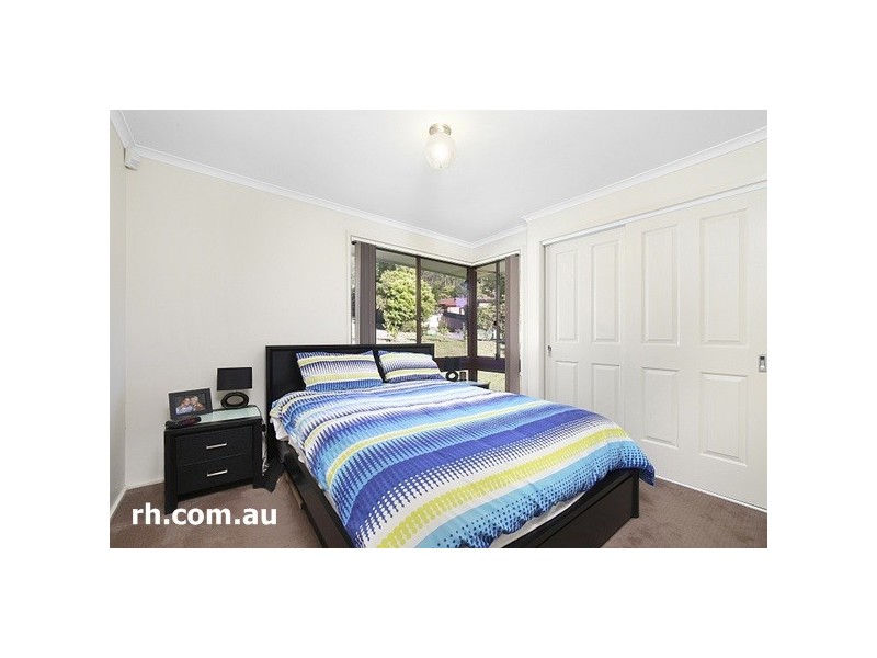 13 Katherine Crescent, Green Point NSW 2251