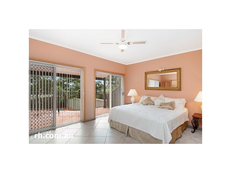 11 Bay View Crescent, Blackwall NSW 2256