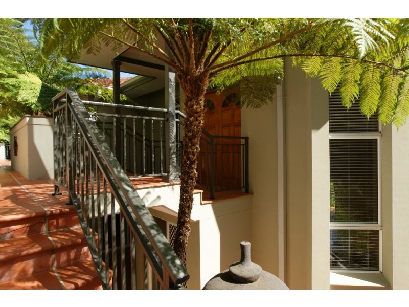13 Bay View Crescent, Blackwall NSW 2256
