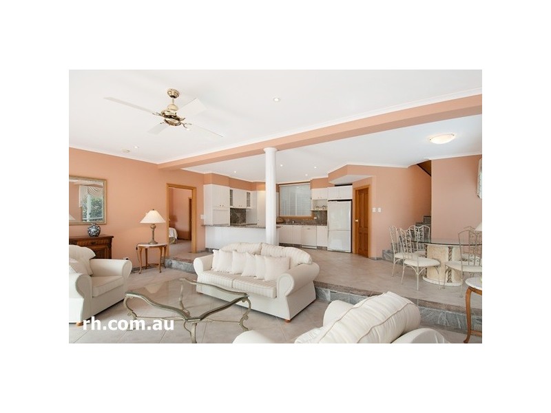 13 Bay View Crescent, Blackwall NSW 2256