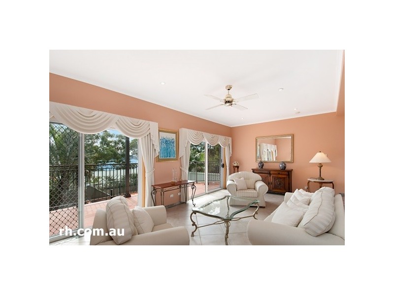 13 Bay View Crescent, Blackwall NSW 2256
