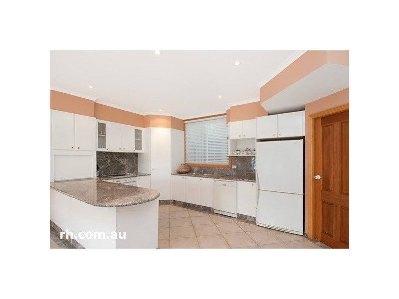 13 Bay View Crescent, Blackwall NSW 2256
