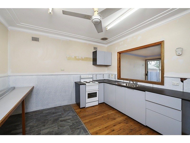 22 Birdwood Avenue, Umina Beach NSW 2257