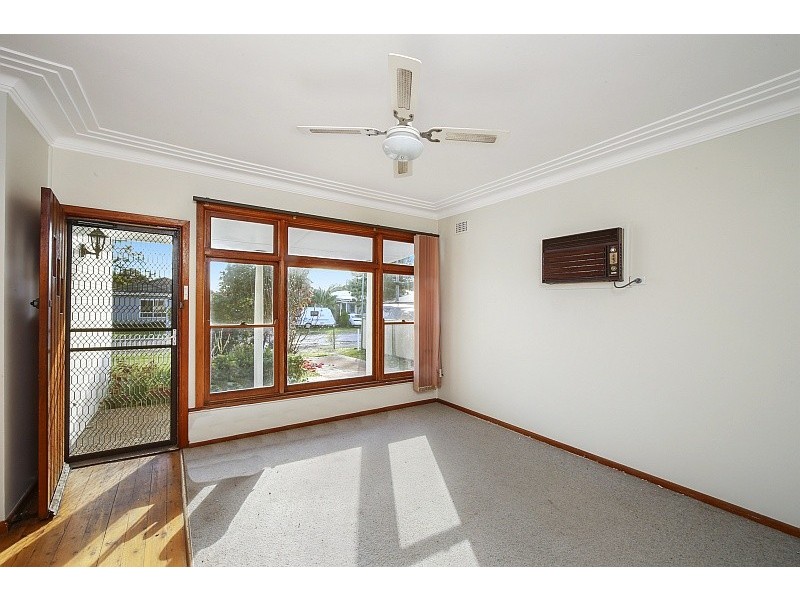 22 Birdwood Avenue, Umina Beach NSW 2257