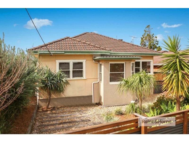 198 Memorial Avenue, Ettalong Beach NSW 2257